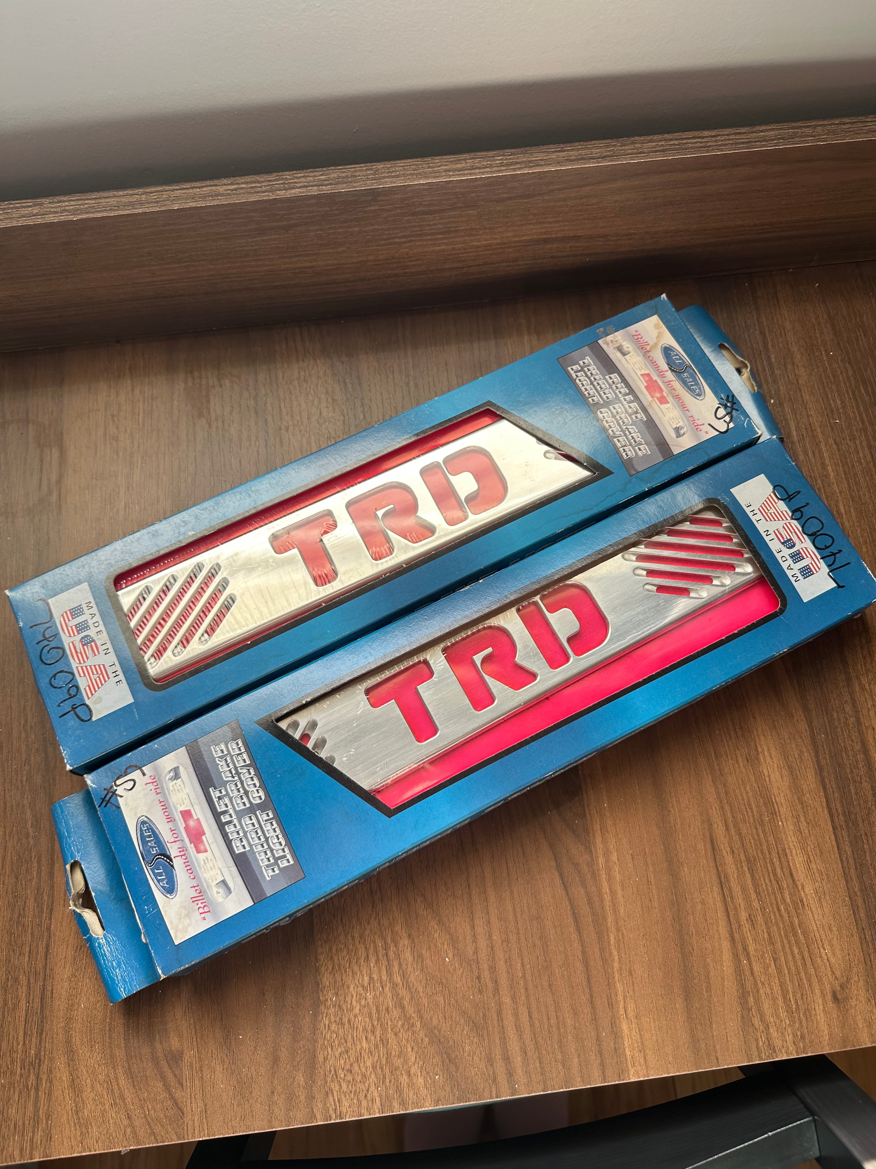 99-04 Toyota Tundra Billet Third Brake Light Cover