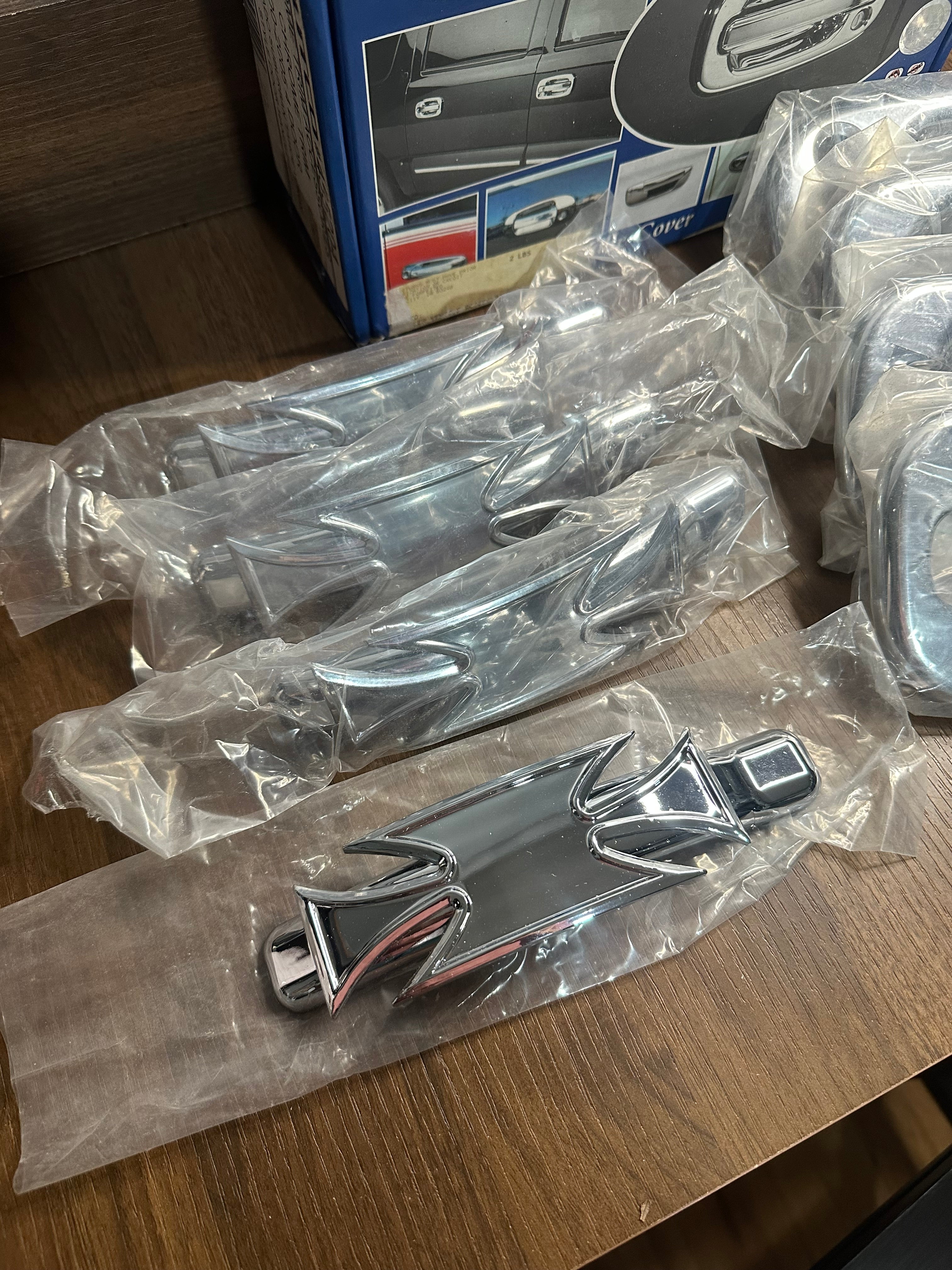 Chrome Iron Cross Door Handles Covers - 99-06 Chevy/GMC 4 Door